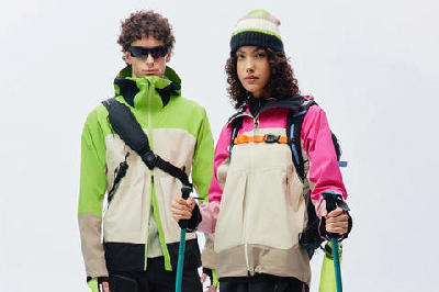 硬壳男士防水冲锋衣定制加工