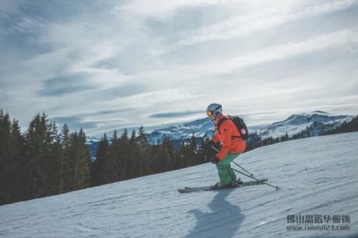 来看啦喂！教你如何选购滑雪服